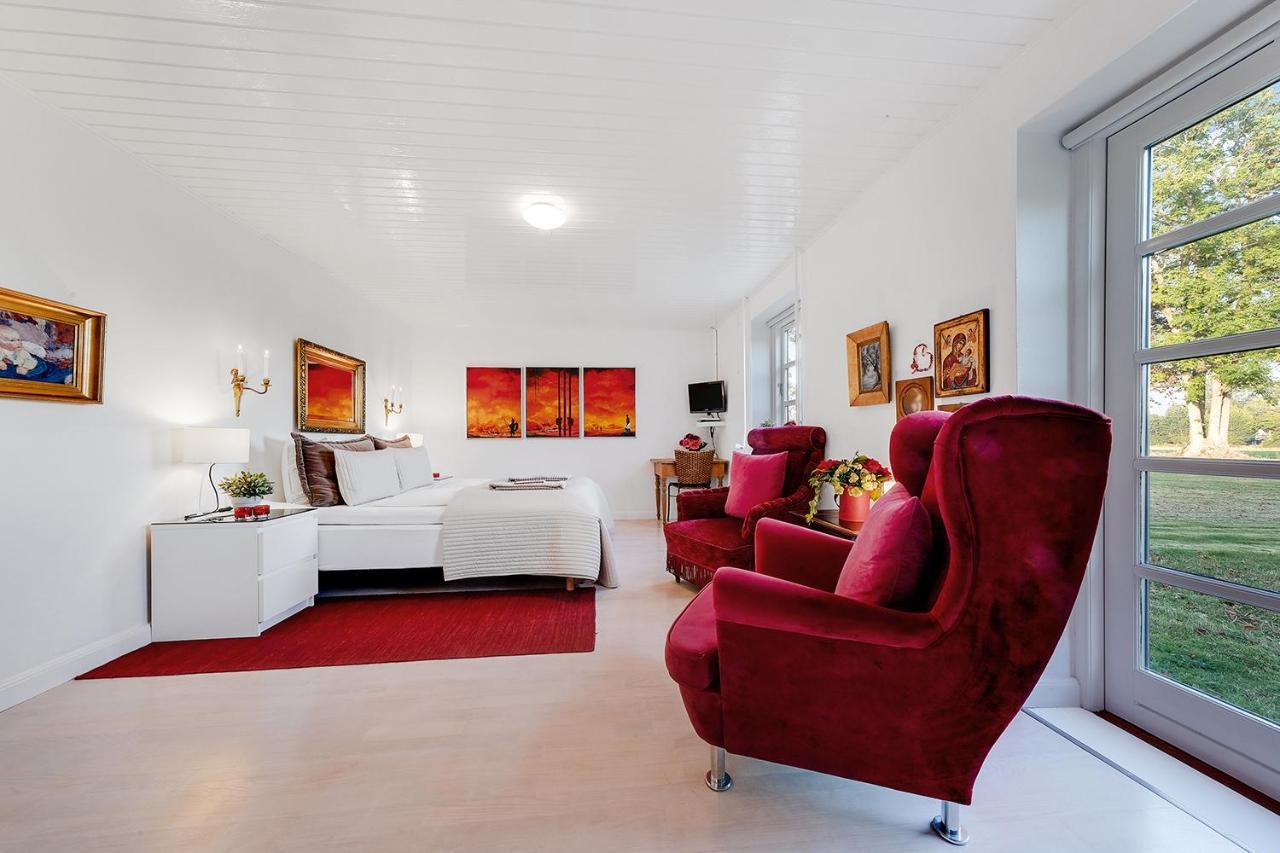 Bed And Breakfast Alokke ニュボー エクステリア 写真